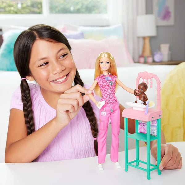 Mattel Barbie New Nrtg Bby Dctr Wht
