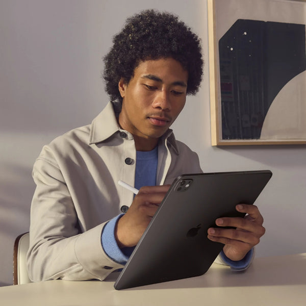 11-inch iPad Pro Wi‑Fi 256GB with standard glass - Space Black