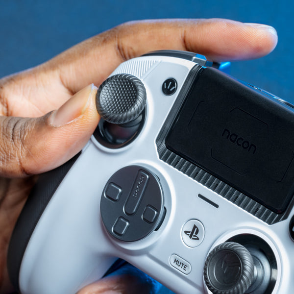 Playstation Nacon Revolution 5 Pro - White & Black