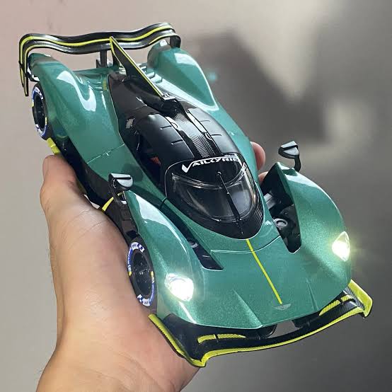 RW - 1:24 Maston Martin Valyrie Battery-Body