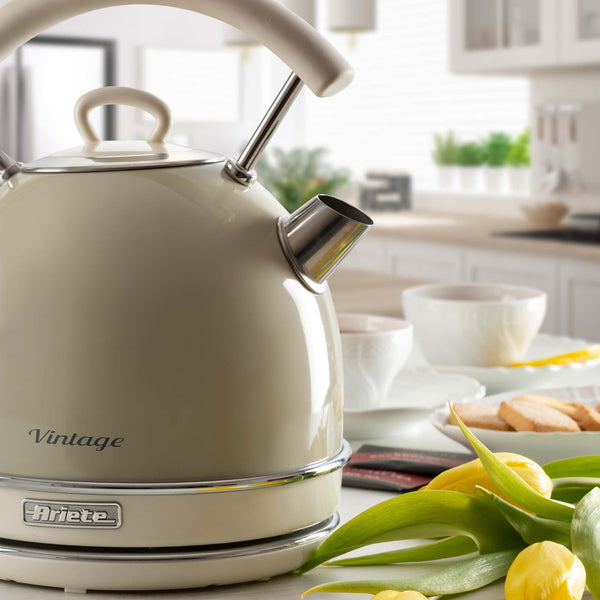 ARIETE - VINTAGE 1.7L DOME KETTLE - Beige