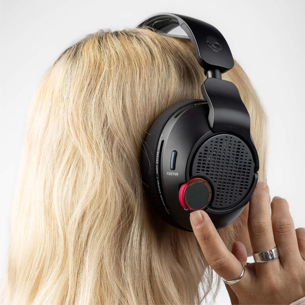 Skullcandy Multi-Platform Sensory Bass Wireless Gaming Headset Crusher Plyr 720