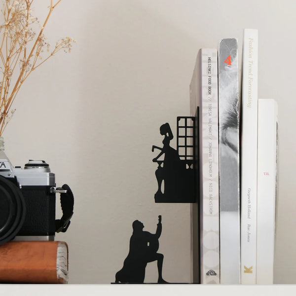 Balvi - Romeo & Juliet Bookend, Black