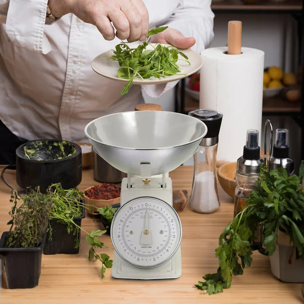 Green Lion Vintage Kitchen Scale - Cream