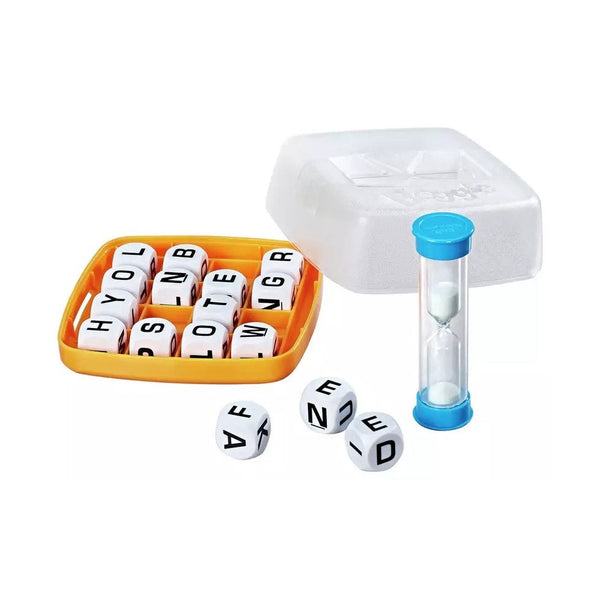 Hasbro Gaming Boggle Classic Word Game with 16 Letter Cubes and Sand Timer, Ages 8+