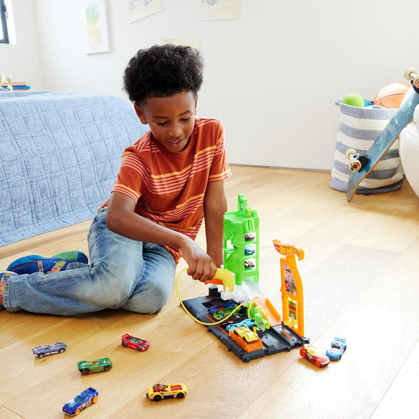 Hot Wheels City Track Set Super Recharge Fuel Station