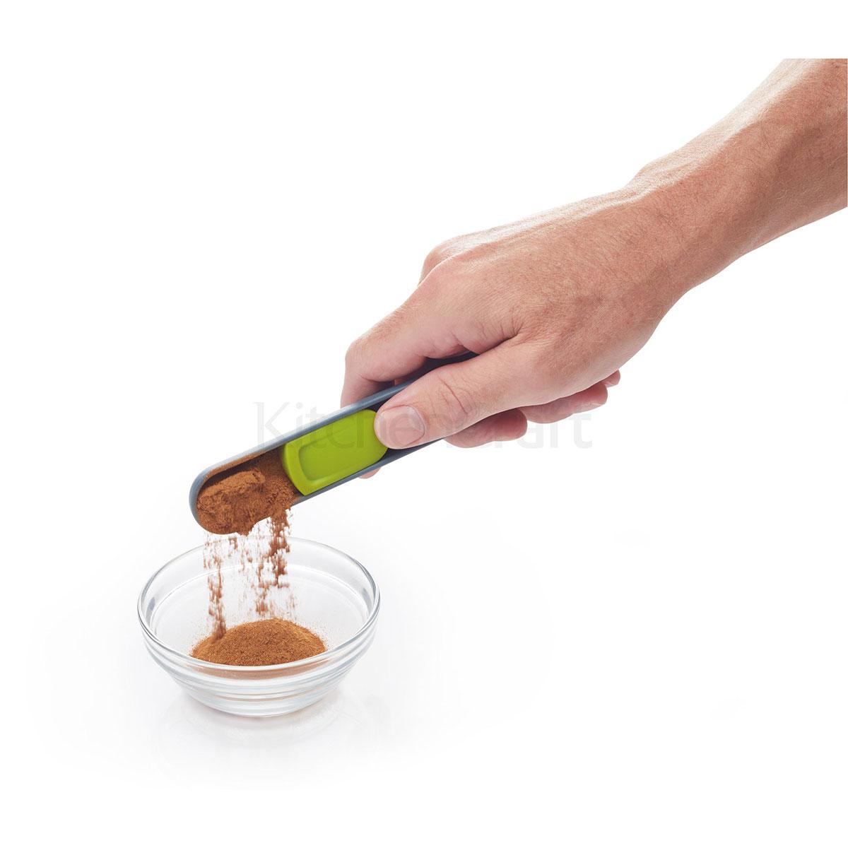 Guzzini Ajdust Spoon Measure