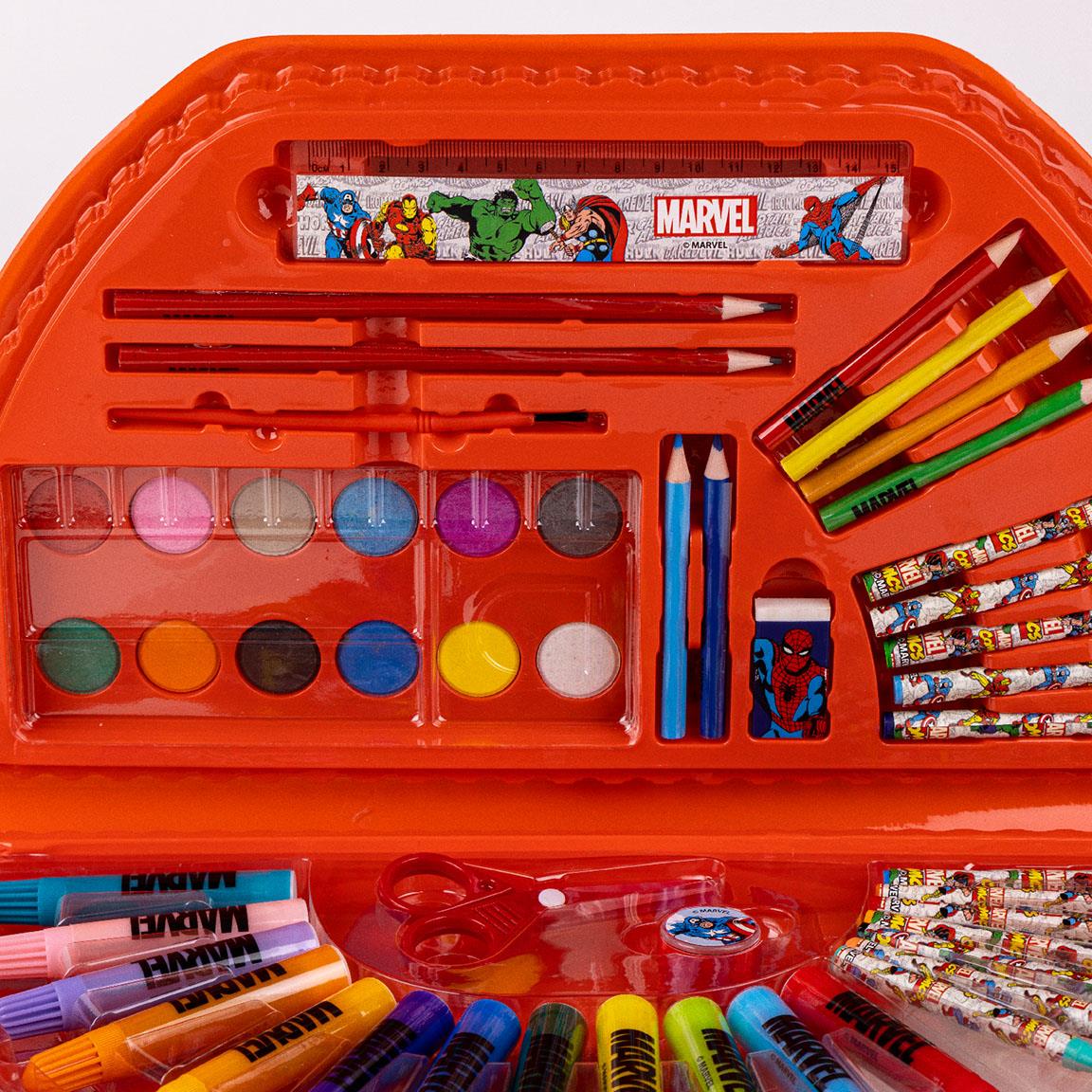 Cerda - Colouring Stationery Set 50 Piezas Marvel