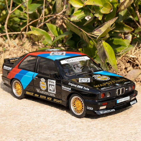 Anime Figure - Die-Cast 1:24 Scale BMW M3 Die-Cast Metal Toy Model Car