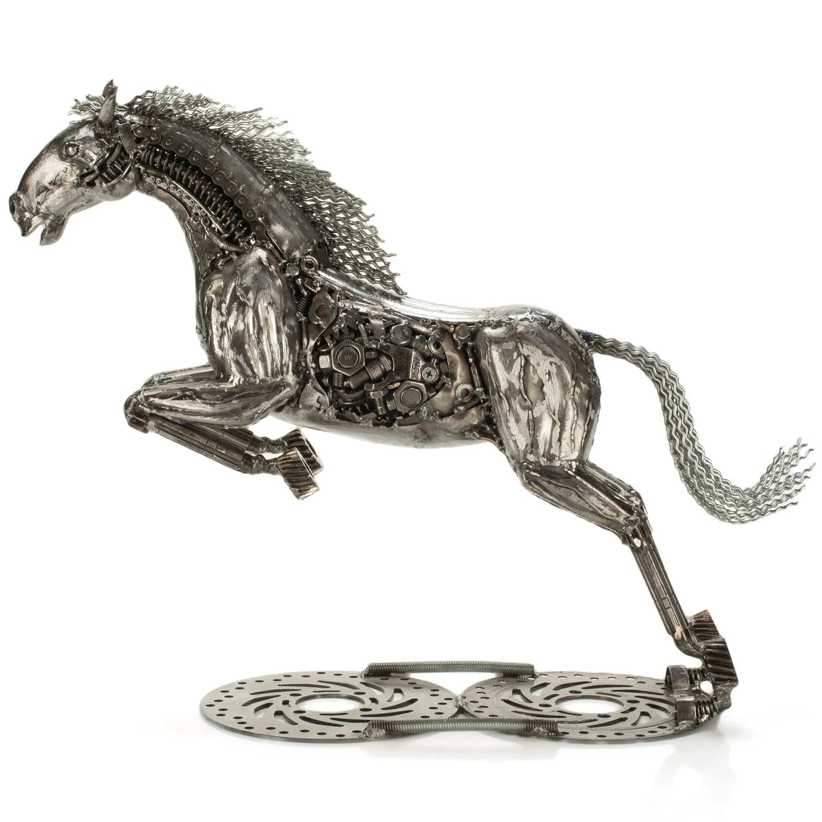 منحوتة حصان وثّاب من المعدن - ديكور فروسي مُعاد تدويره