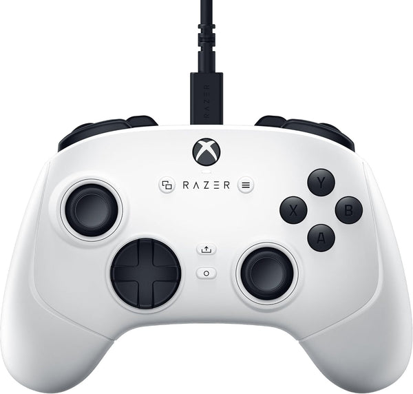 وحدة تحكم الألعاب Razer Wolverine V3 Tournament Edition باللون الأبيض
