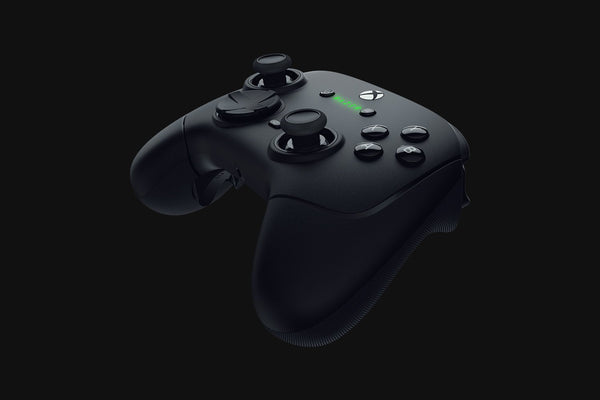 Razer Wolverine V3 Pro Black - وحدة تحكم احترافية لأجهزة Xbox والكمبيوتر الشخصي