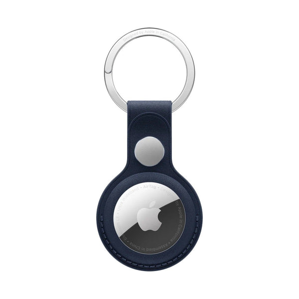 حلقة مفاتيح FineWoven لجهاز Apple AirTag، لون أزرق داكن - حامل متعقب بنسيج ميكرو تويل